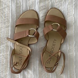 Flats , 8.5 , sole society